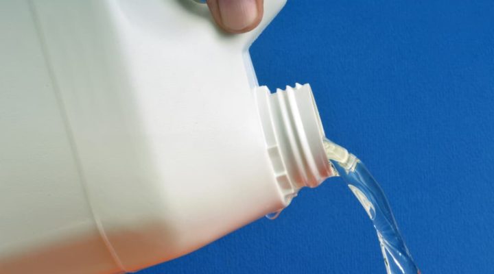 What are some common myths and truths about bleach