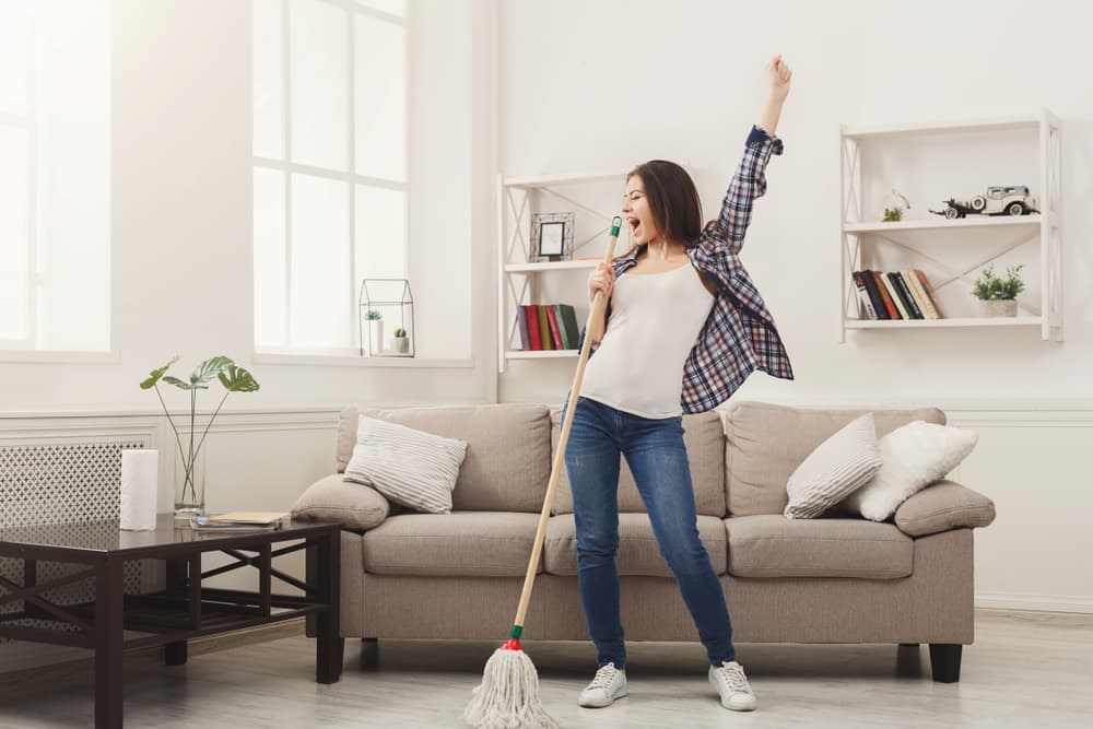 how do I keep my home clean between cleaning service visits
