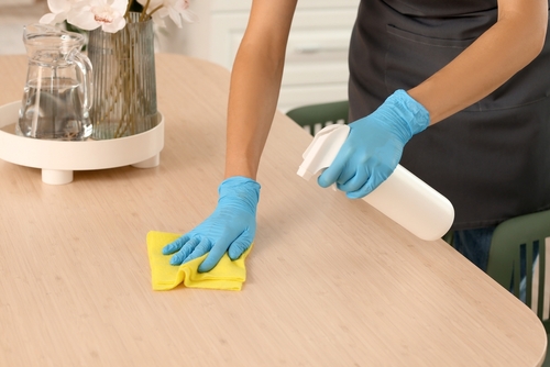 How do you maintain cleanliness in a dining area